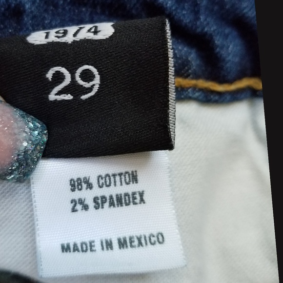 Big Star Rikki Low Rise Capri Jeans - Picture 6 of 6